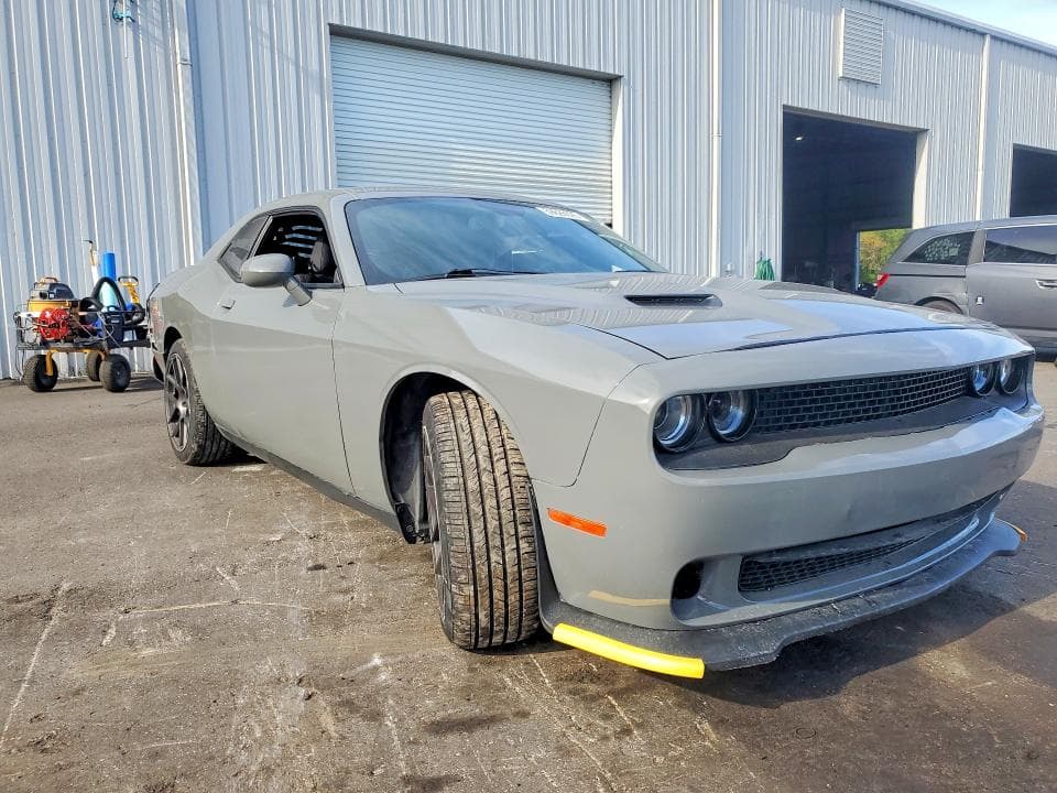 2018 DODGE CHALLENGER SXT 4