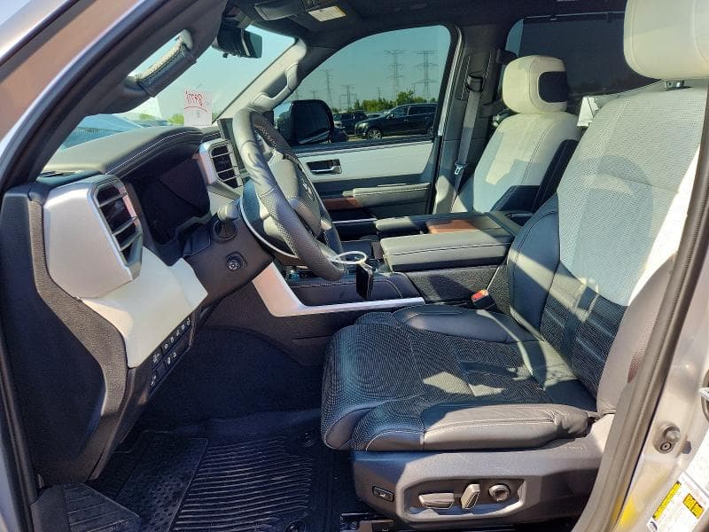 2025 TOYOTA SEQUOIA CAPSTONE 7