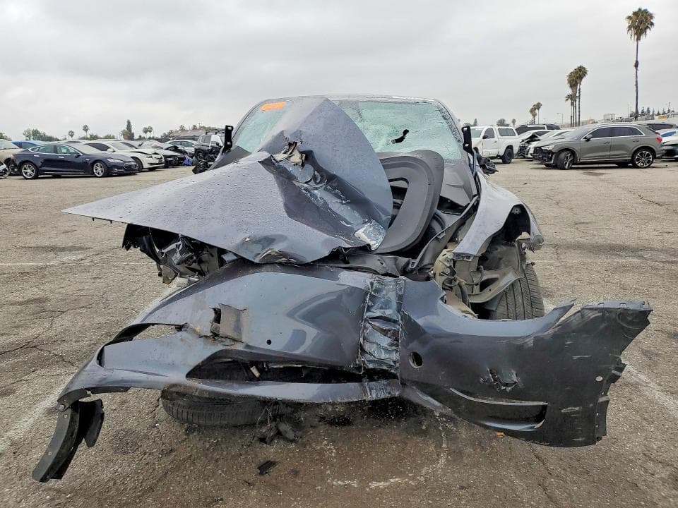 2022 TESLA MODEL Y 5