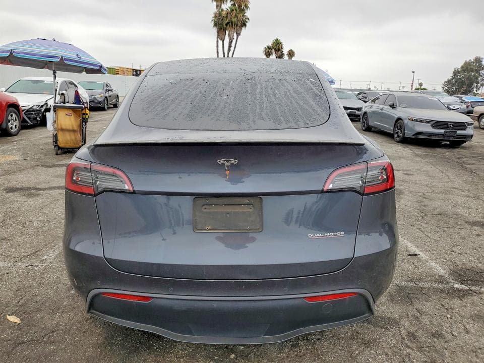 2022 TESLA MODEL Y 6