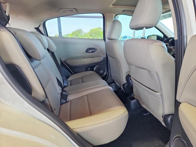 2018 HONDA HR-V EXL 11