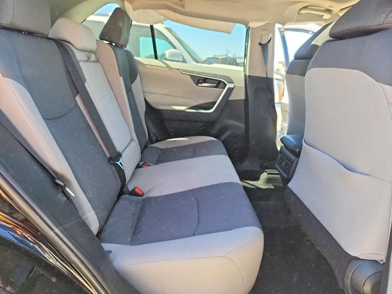 2024 TOYOTA RAV4 XLE 11