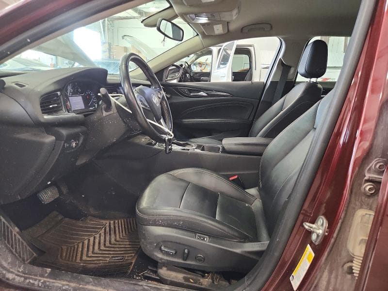 2019 BUICK REGAL TOURX ESSENCE 7