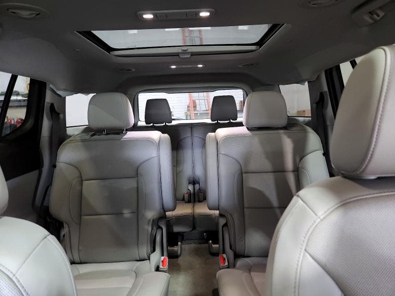 2023 GMC ACADIA SLT 10