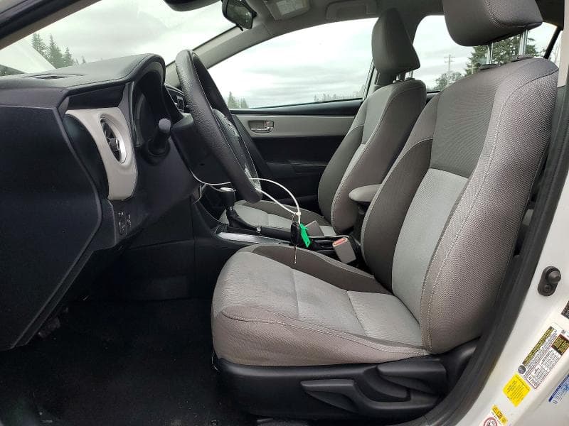 2019 TOYOTA COROLLA LE 7