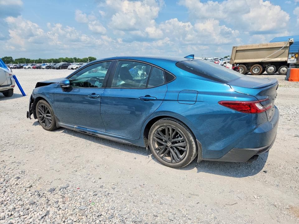 2026 TOYOTA CAMRY SE 2