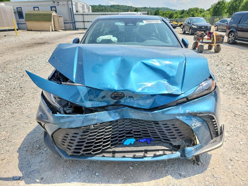 2026 TOYOTA CAMRY SE 5