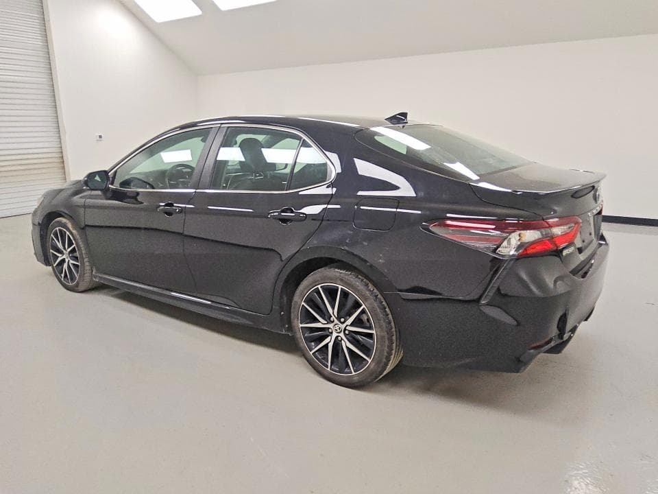 2023 TOYOTA CAMRY SE 2