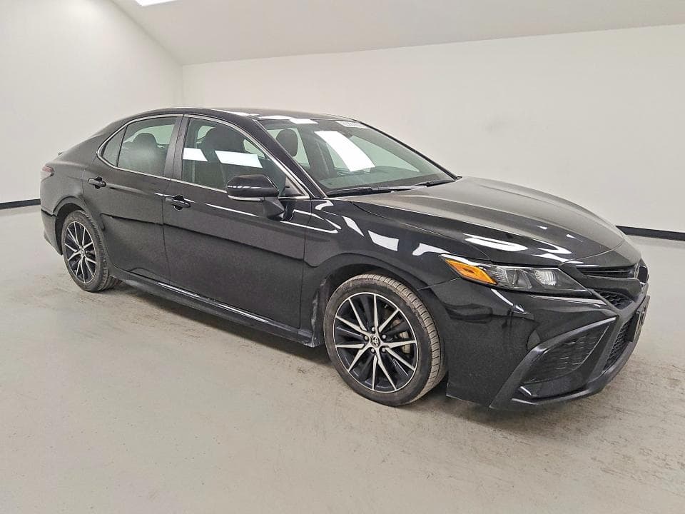 2023 TOYOTA CAMRY SE 4