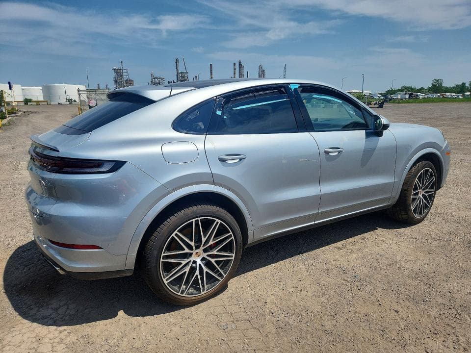 2026 PORSCHE CAYENNE S COUPE 3