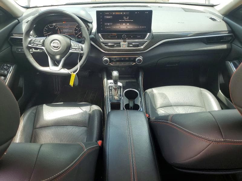 2023 NISSAN ALTIMA SR 8