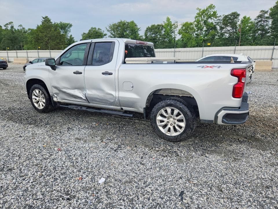 2021 CHEVROLET SILVERADO K1500 CUSTOM 2