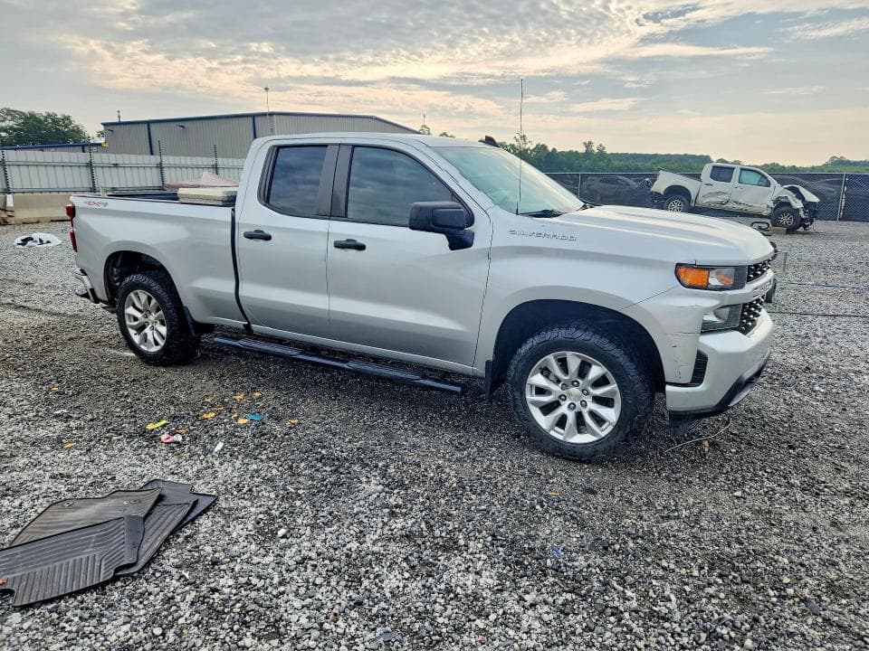 2021 CHEVROLET SILVERADO K1500 CUSTOM 4