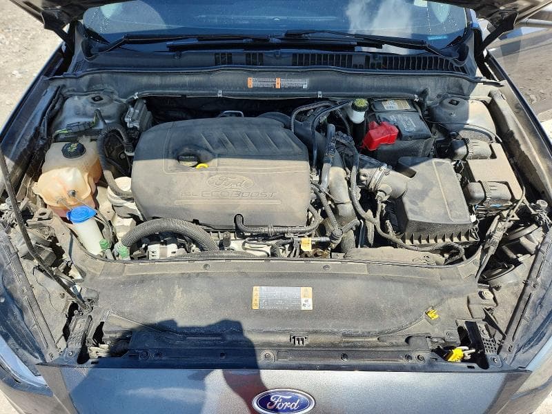 2017 FORD FUSION SE 11