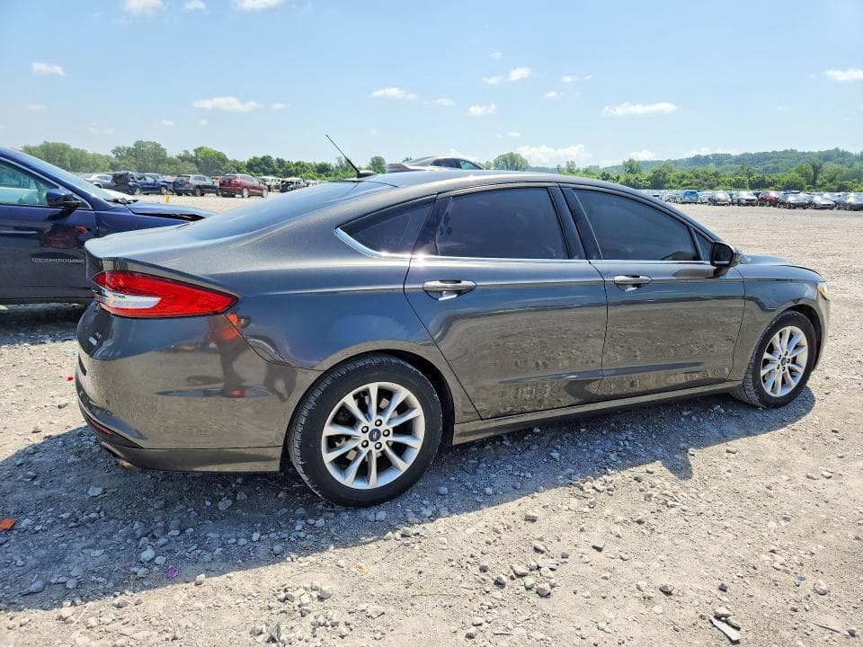 2017 FORD FUSION SE 3