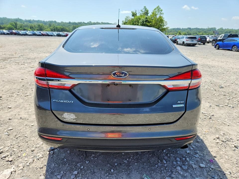 2017 FORD FUSION SE 6
