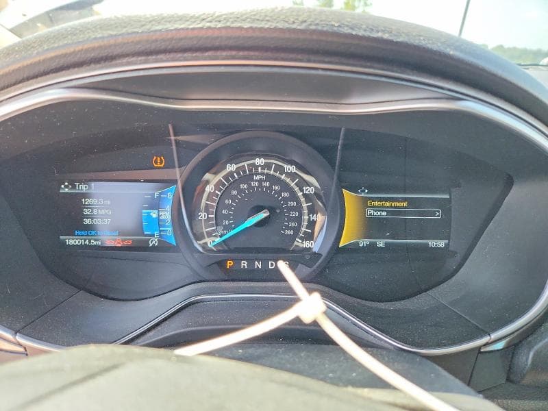 2017 FORD FUSION SE 9