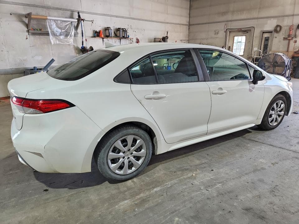 2021 TOYOTA COROLLA LE 3