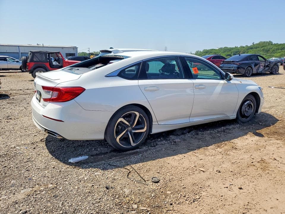 2020 HONDA ACCORD SPORT 3