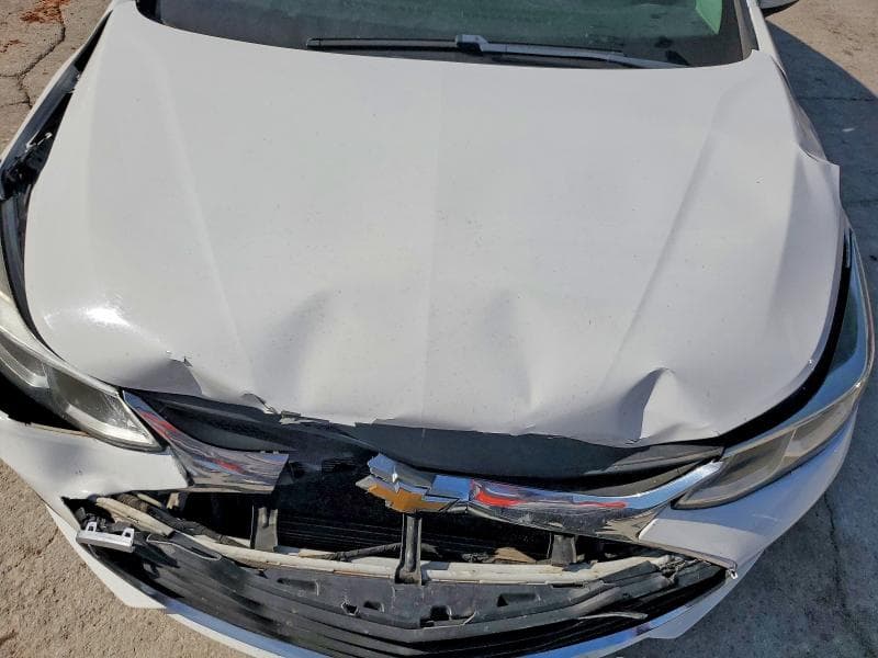 2019 CHEVROLET CRUZE LS 11