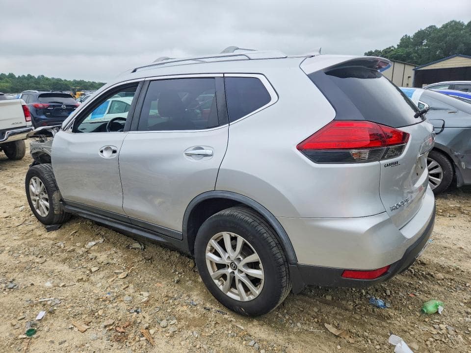 2017 NISSAN ROGUE SV 2
