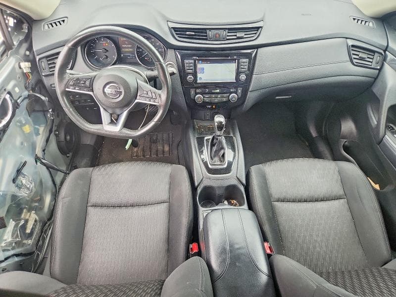 2017 NISSAN ROGUE SV 8
