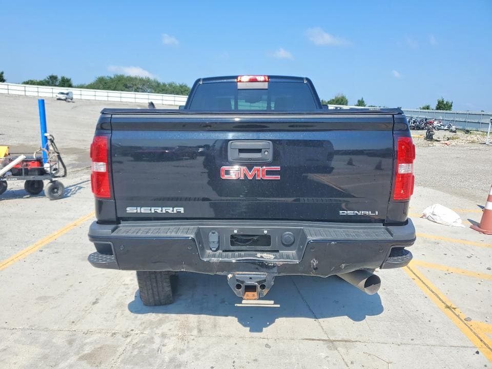 2018 GMC SIERRA K3500 DENALI 6