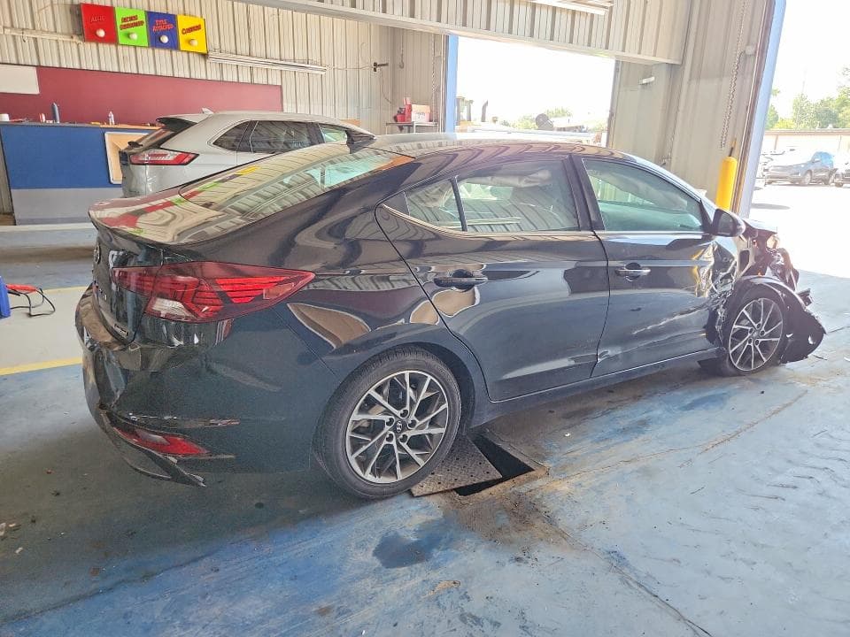 2020 HYUNDAI ELANTRA LIMITED LIMITED 3