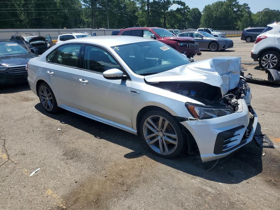 2018 VOLKSWAGEN PASSAT S 4