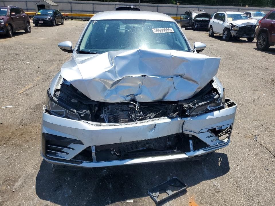 2018 VOLKSWAGEN PASSAT S 5