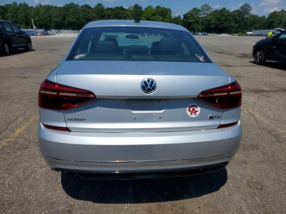 2018 VOLKSWAGEN PASSAT S 6
