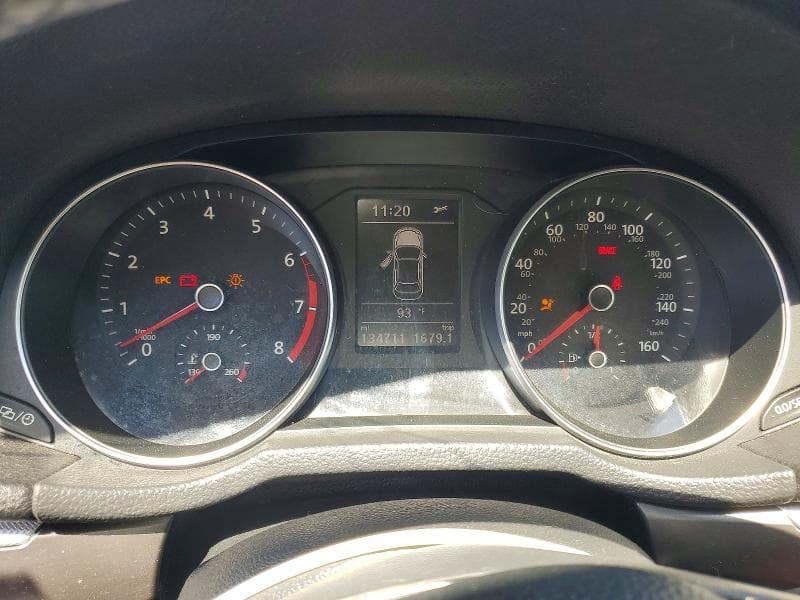 2018 VOLKSWAGEN PASSAT S 9