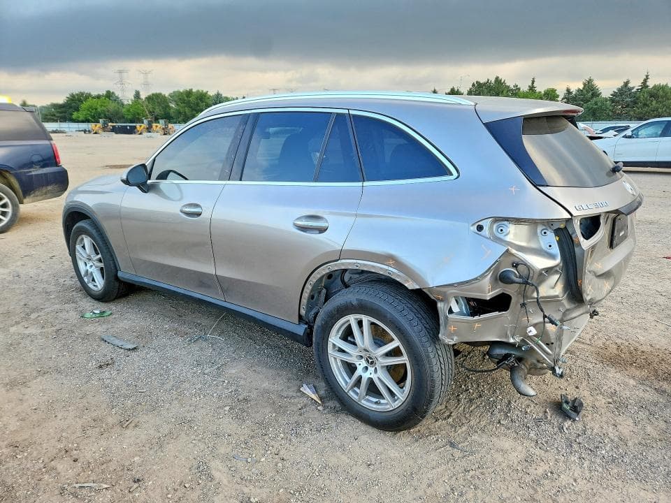 2023 MERCEDES-BENZ GLC 300 4MATIC 2