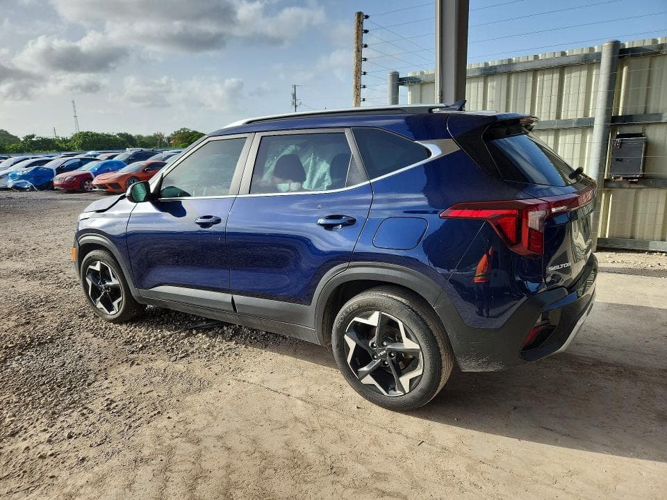 2024 KIA SELTOS EX 2