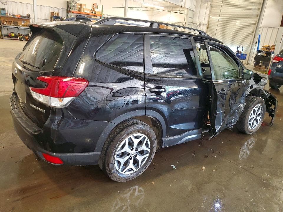 2021 SUBARU FORESTER PREMIUM 3