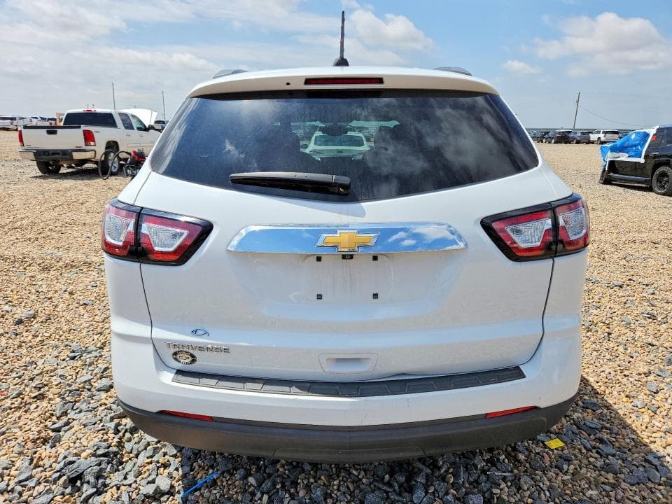 2017 CHEVROLET TRAVERSE LS 6