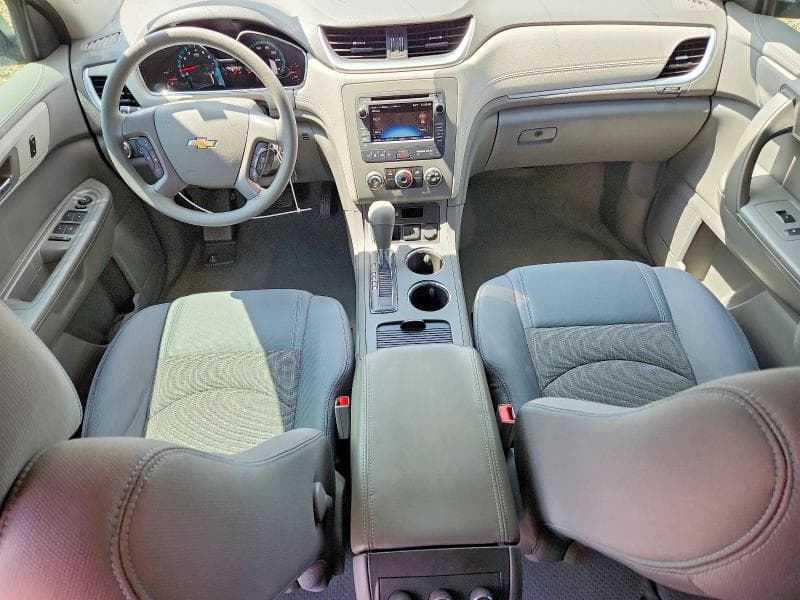 2017 CHEVROLET TRAVERSE LS 8