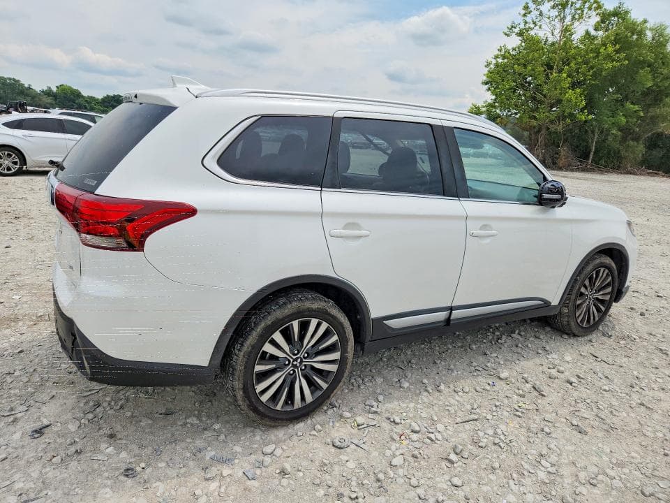 2020 MITSUBISHI OUTLANDER SE 3