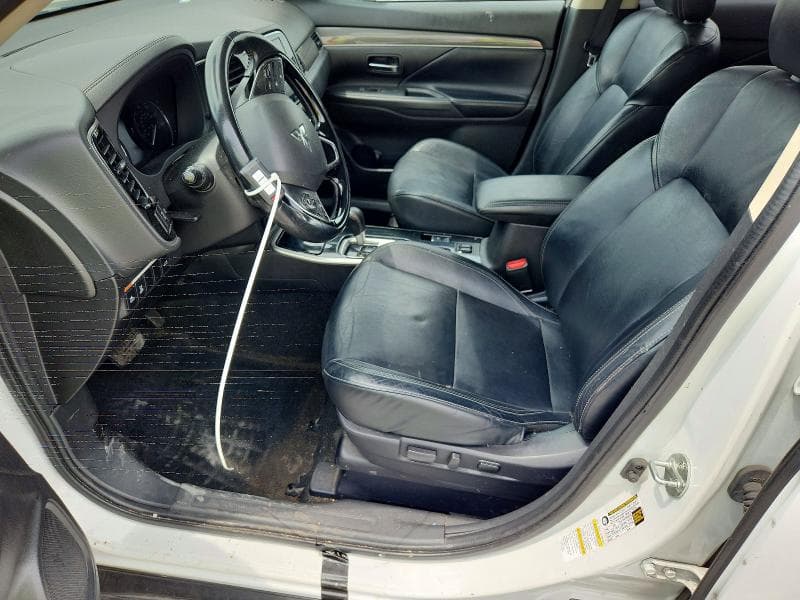 2020 MITSUBISHI OUTLANDER SE 7