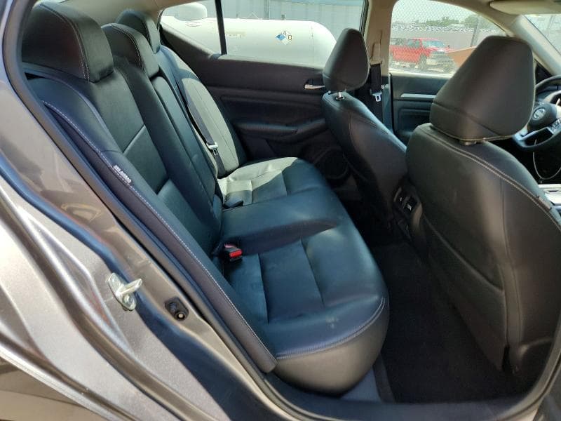2019 NISSAN ALTIMA SL SL 10