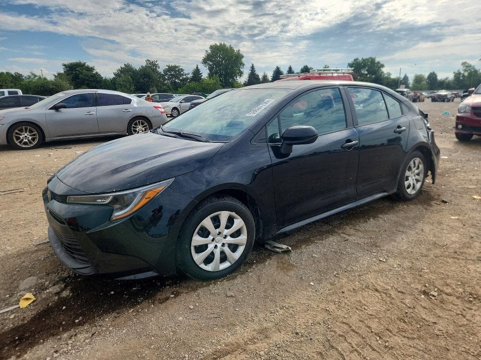 2024 TOYOTA COROLLA LE - 1