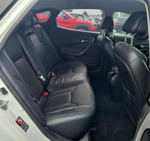 2016 HYUNDAI AZERA BASE 10