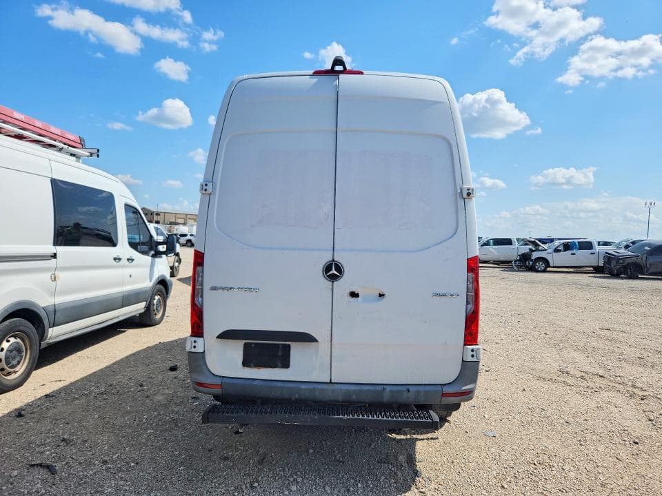 2022 MERCEDES-BENZ SPRINTER 2500 DELIVERY VAN 2500 6