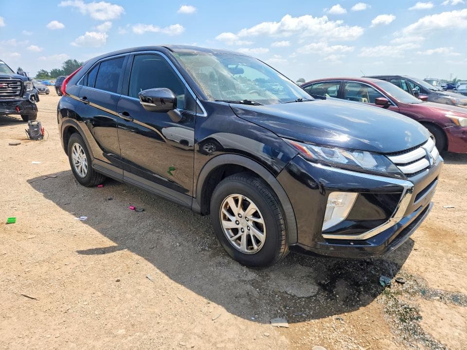 2018 MITSUBISHI ECLIPSE CROSS ES 4