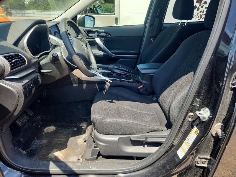 2018 MITSUBISHI ECLIPSE CROSS ES 7