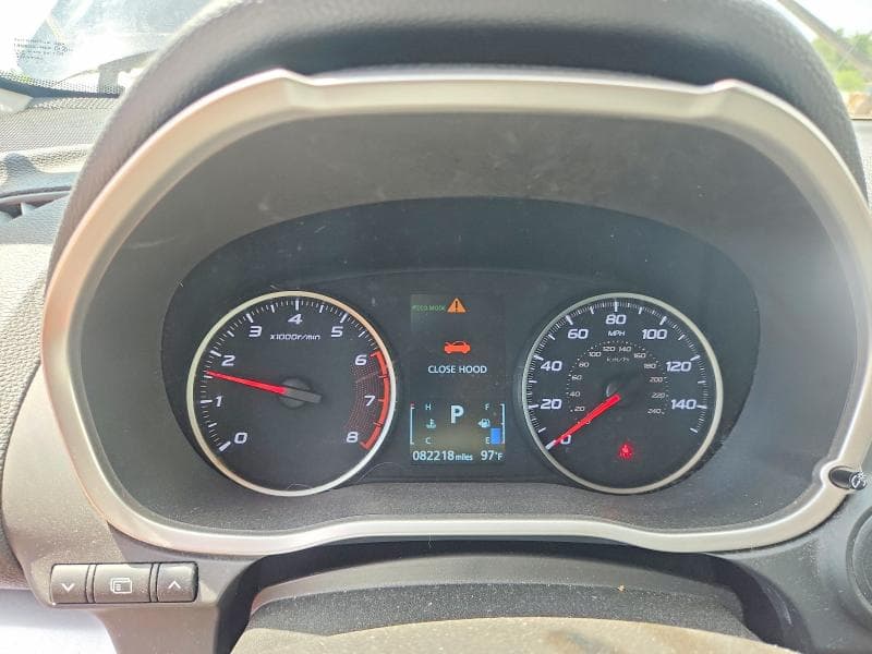 2018 MITSUBISHI ECLIPSE CROSS ES 9