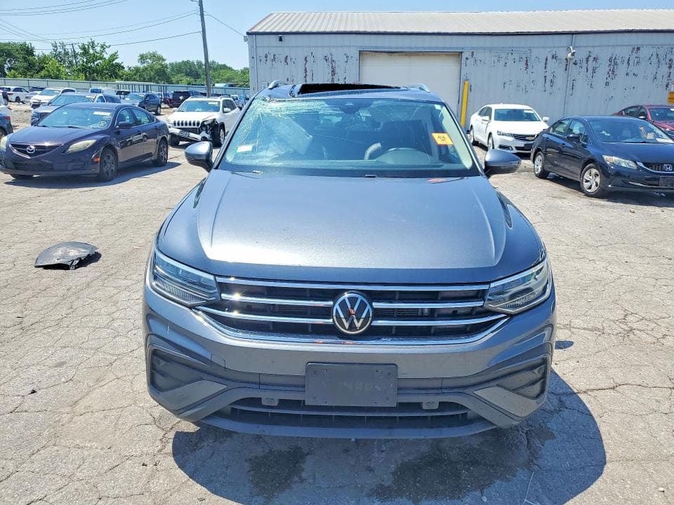 2022 VOLKSWAGEN TIGUAN SE SE 5