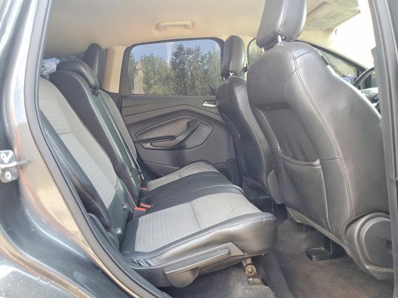 2019 FORD ESCAPE SE SE 10