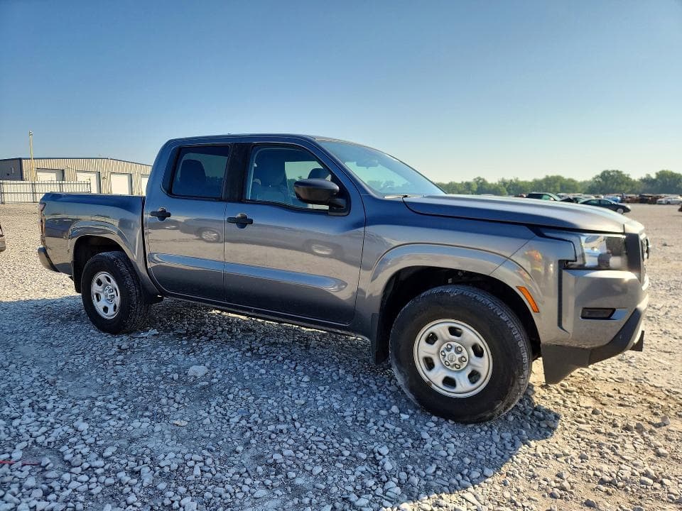 2022 NISSAN FRONTIER S 4