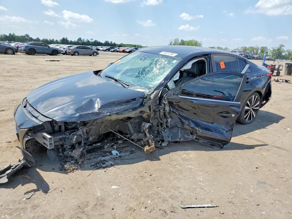 2020 NISSAN ALTIMA SR - 1